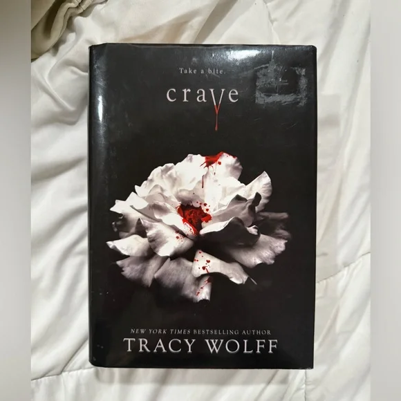 Crave by Tracy Wolff - Picture 1 of 4